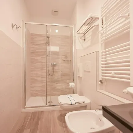 Apartamento Sweetly In The Walled With Wifi E Ac Como